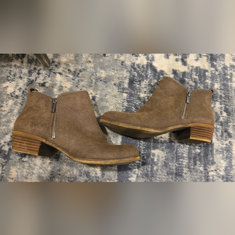 Lnwot Lucky Brand bartalino bootie Sz 9. Light brown. Zipper detail. - Picture 4 of 8